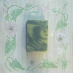 Savon Jeanne - Découvrez le savon saponifié à froid Jeanne, apaisant et nourrissant, aux huiles essentielles de