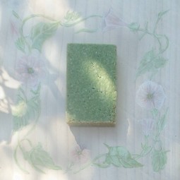 Océane Soap - The Océane surgras soap, cold-processed, is perfect for dry and acne-prone skin. Enriched with Gué